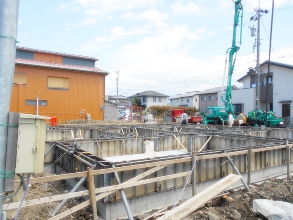 基礎の立ち上がり